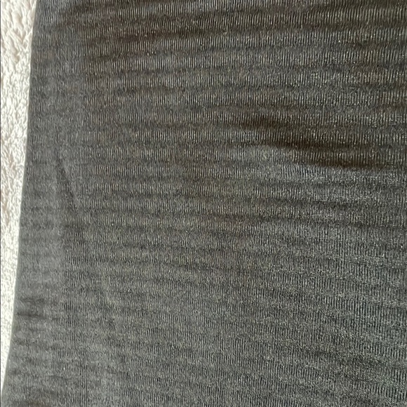 New Balance Black Hooded Athletic Shirt - Picture 4 of 11